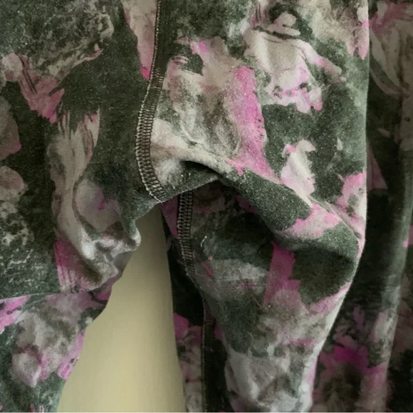 Women’s 4 Lululemon Align Pant II 25" Floral Illusion Ice Grey Multi Nulu - Picture 4 of 8